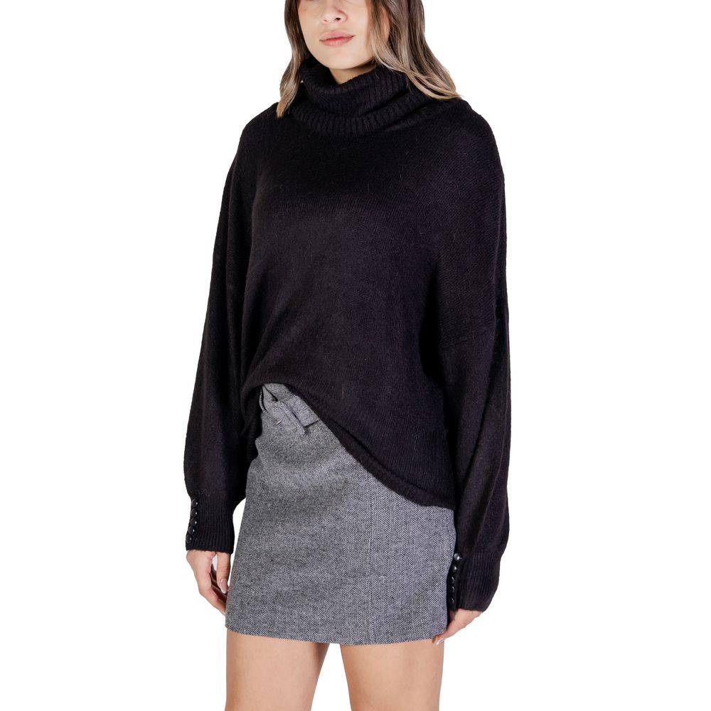 ICHI Black Marabou Turtleneck