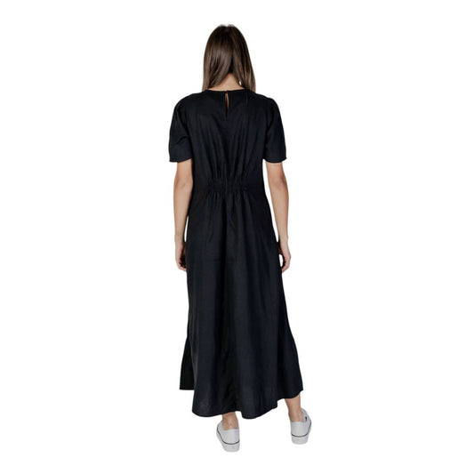 B.Young Black Linen Long