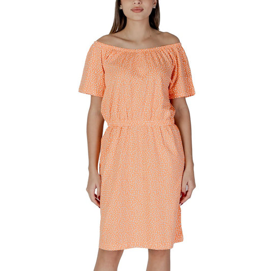 B.Young Orange Cotton Short