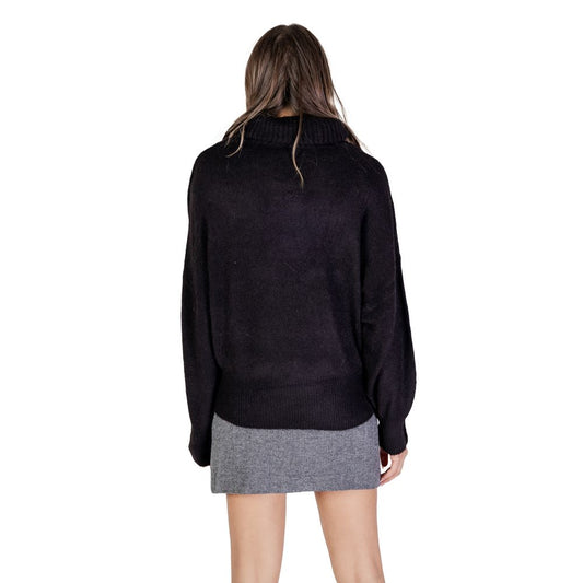 ICHI Black Marabou Turtleneck