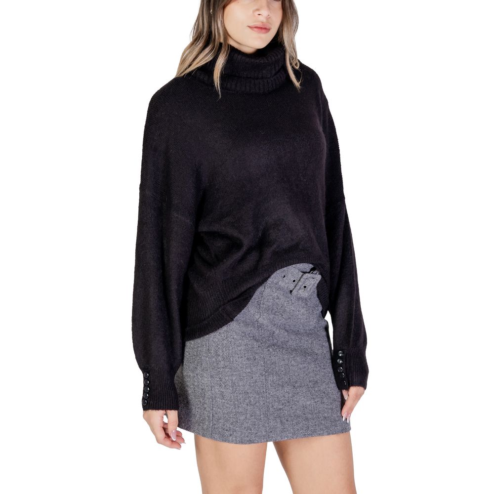 ICHI Black Marabou Turtleneck